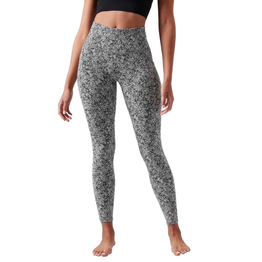 Athleta Textured Black Salutation Stash Leggings Size M Tall